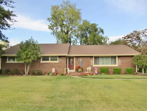 573 Bellcastle Rd, Lexington, KY 40505