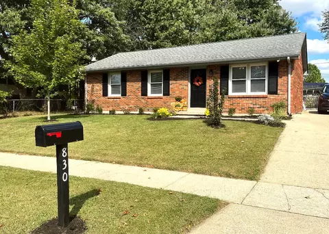 830 Nancy St, Versailles, KY 40383
