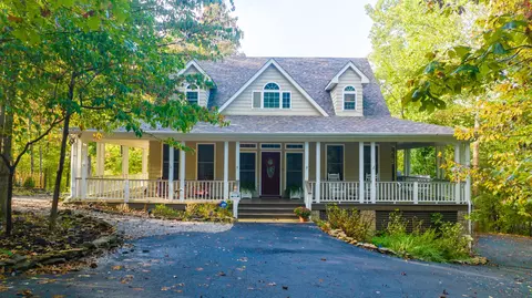 1014 Beaver Trl, Lawrenceburg, KY 40342