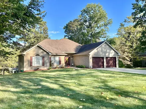 208 Richwood Dr, Somerset, KY 42503