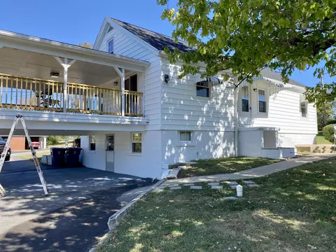 406 E 3rd St, Perryville, KY 40468 photo 3