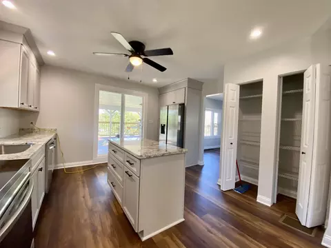406 E 3rd St, Perryville, KY 40468 photo 16