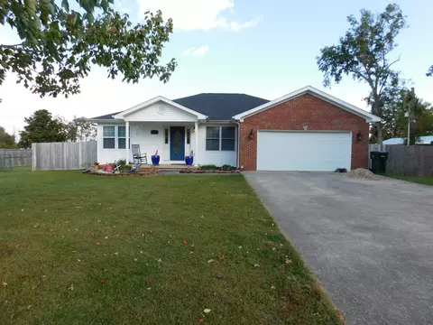 802 Becky Dr, Richmond, KY 40475