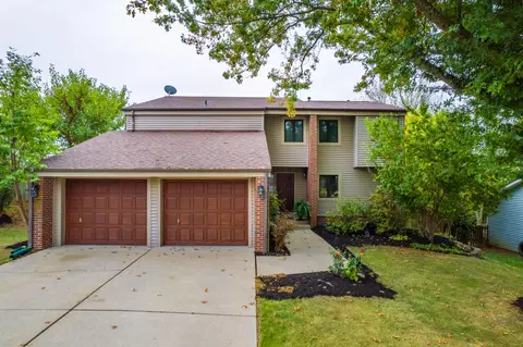 118 Applegrove Dr, Nicholasville, KY 40356