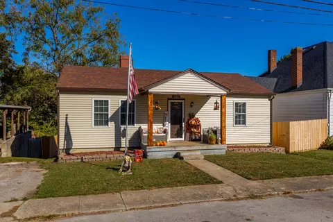 705 Link, Paris, KY 40361