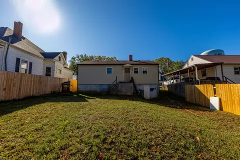 705 Link, Paris, KY 40361 photo 21