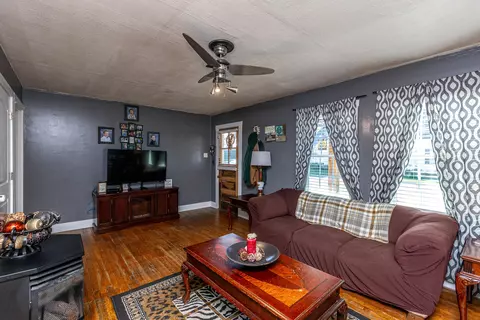 705 Link, Paris, KY 40361 photo 2