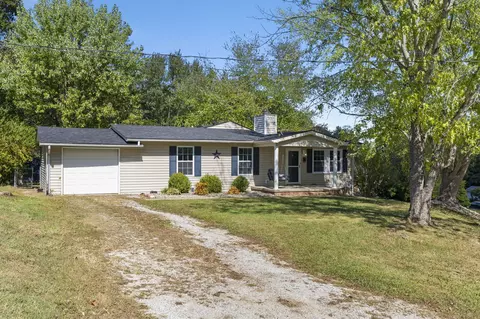 74 Logston Hts, Berea, KY 40403