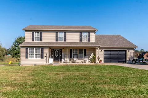 608 King Luke Ct, Berea, KY 40403