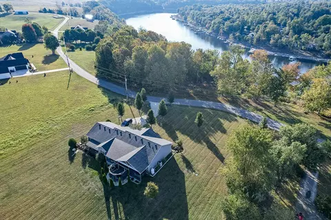 1657 Hunter Dr, Lancaster, KY 40444