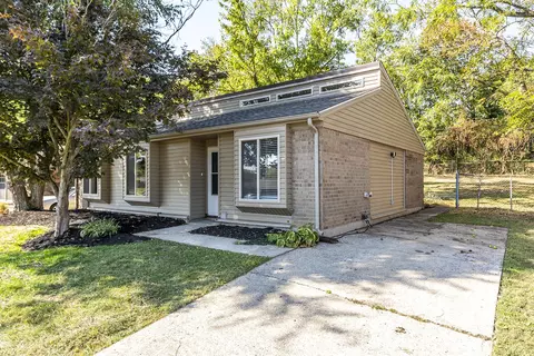 3333 Hartston Dr, Lexington, KY 40515