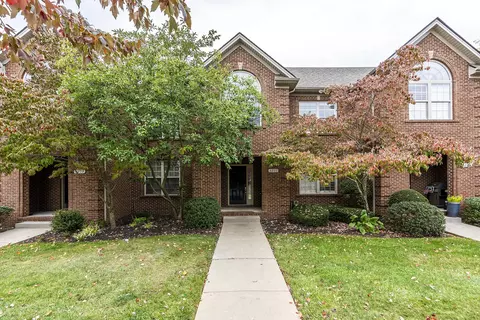 3277 Beaumont Centre Cir, Lexington, KY 40513