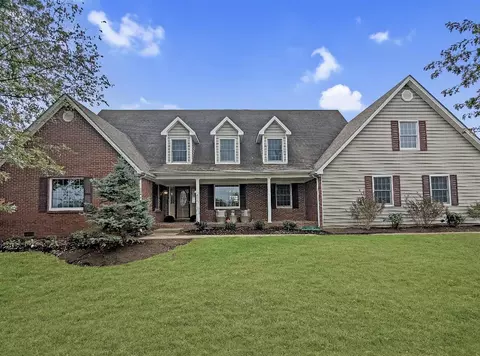 212 Whispering Brook Dr, Nicholasville, KY 40356