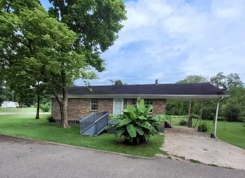 132 Holiday Hills Rd, Clay City, KY 40312