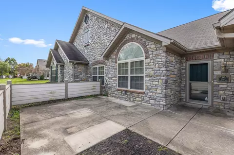 242 Saddle Ridge Cir, Danville, KY 40422