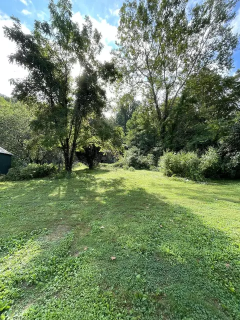 186 Wells Camp Rd, Middlesboro, KY 40965
