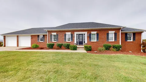 268 Dallas Dr, Hustonville, KY 40437