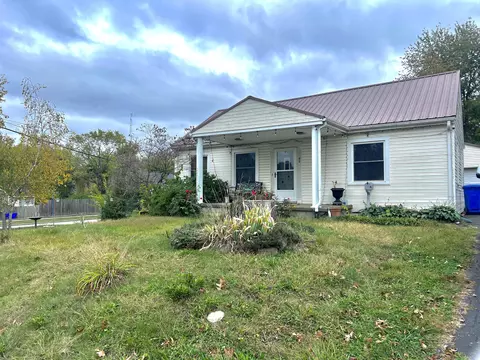930 Oak Hill Dr, Lexington, KY 40505