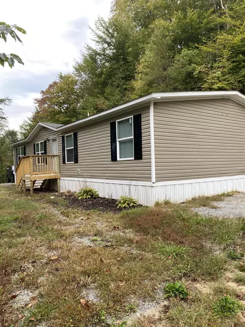 108 Crisp Rd, Pineville, KY 40977