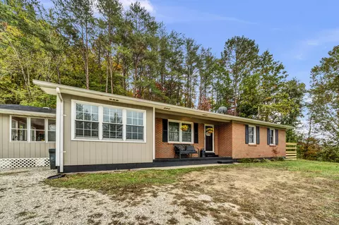2830 N Bend Rd, Stanton, KY 40380 photo 5