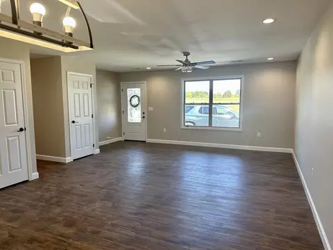 92 Hollywood Dr, Corbin, KY 40701 photo 7