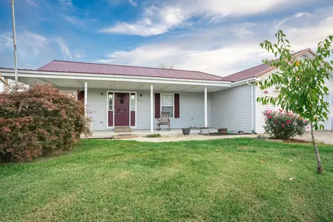 1076 Jenny Lillard Rd, Lawrenceburg, KY 40342