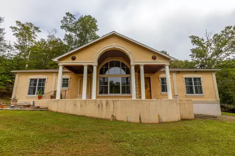 529 Spencer Br, Harold, KY 41635