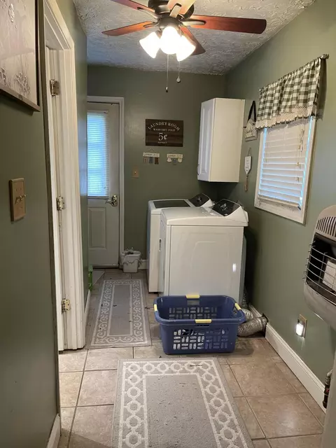 4291 Campton Rd, Stanton, KY 40380 photo 6