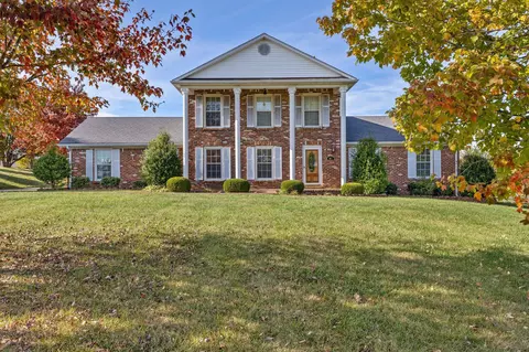 1047 Highview Dr, Lawrenceburg, KY 40342