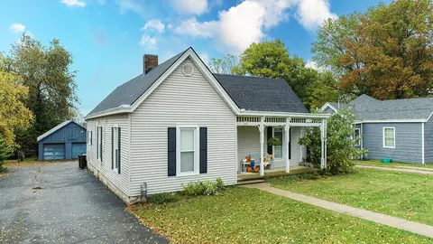 1627 Cypress St, Paris, KY 40361