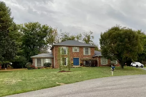 1095 Glendive Ct, Danville, KY 40422
