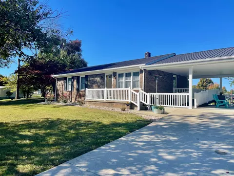131 G Brown Rd, Russell Springs, KY 42642