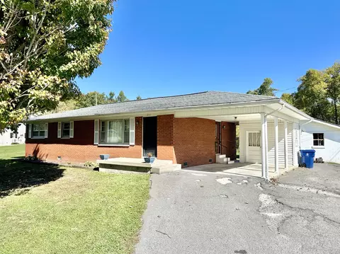 200 Lick Creek Rd, Whitley City, KY 42653
