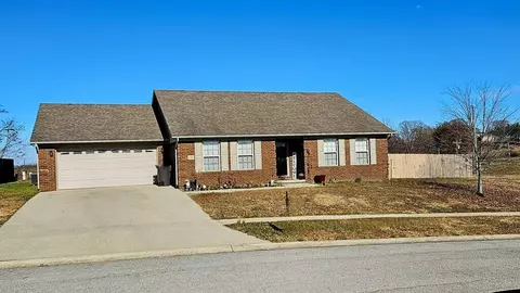 139 Commerce Dr, Berea, KY 40403 photo 2