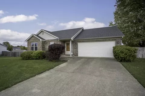 139 Charmac Rd, Versailles, KY 40383