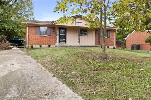 1228 Venetian Cir, Lexington, KY 40517