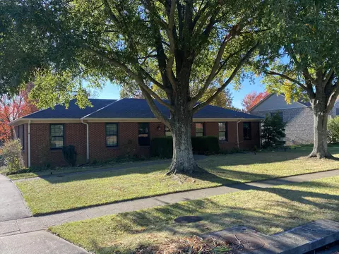 602 Kinlaw Dr, Wilmore, KY 40390