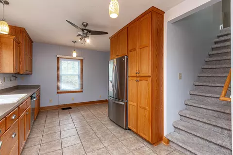 506 E 3rd St, Perryville, KY 40468 photo 13