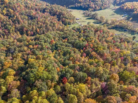 8 Hardwicks Creek Rd, Clay City, KY 40312