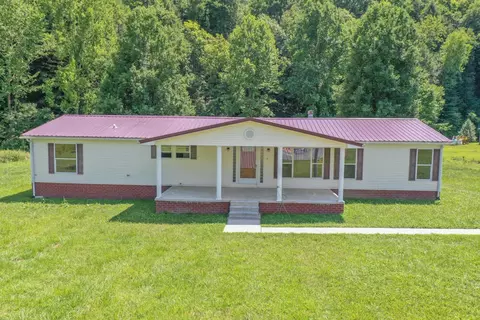 12203 N 421 Hwy, Manchester, KY 40962