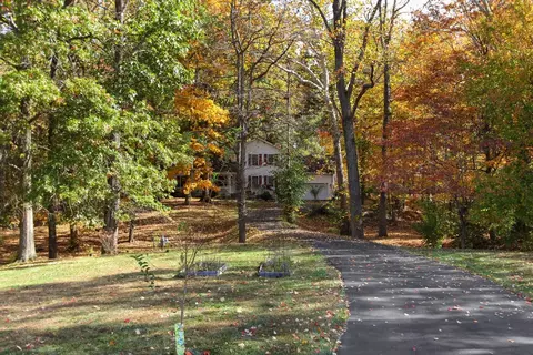 1011 Sycamore Dr, Lawrenceburg, KY 40342