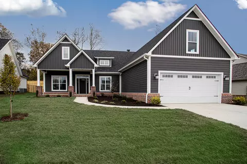 833 Edmonds Xing, Versailles, KY 40383