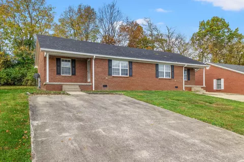 337 339 Humston Dr, Lawrenceburg, KY 40342
