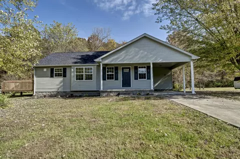 360 Hickory Grove Ln, Stanton, KY 40380