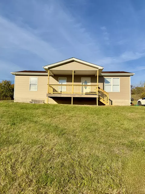 195 Brandy Ln, Owingsville, KY 40360