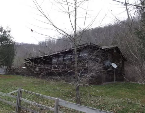 2510 Pitts Rd, Ravenna, KY 40472