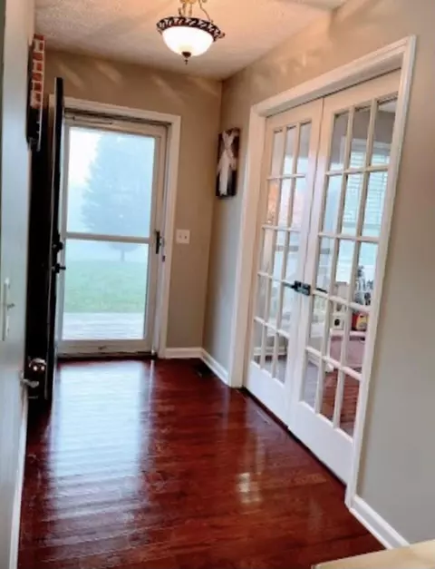 206 Saddle Brook Ct, Berea, KY 40403 photo 12
