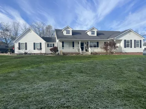 206 Saddle Brook Ct, Berea, KY 40403