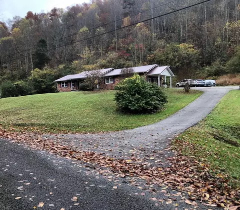 350 Ward Dr, East Point, KY 41216