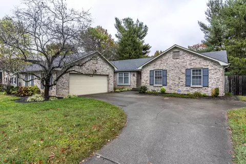 2033 Ft Harrods Dr, Lexington, KY 40513